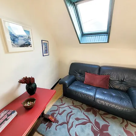 Guest House 