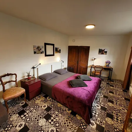 Guest House 