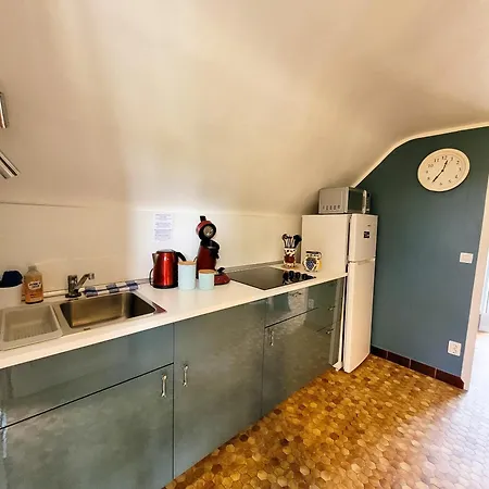 Guest House 