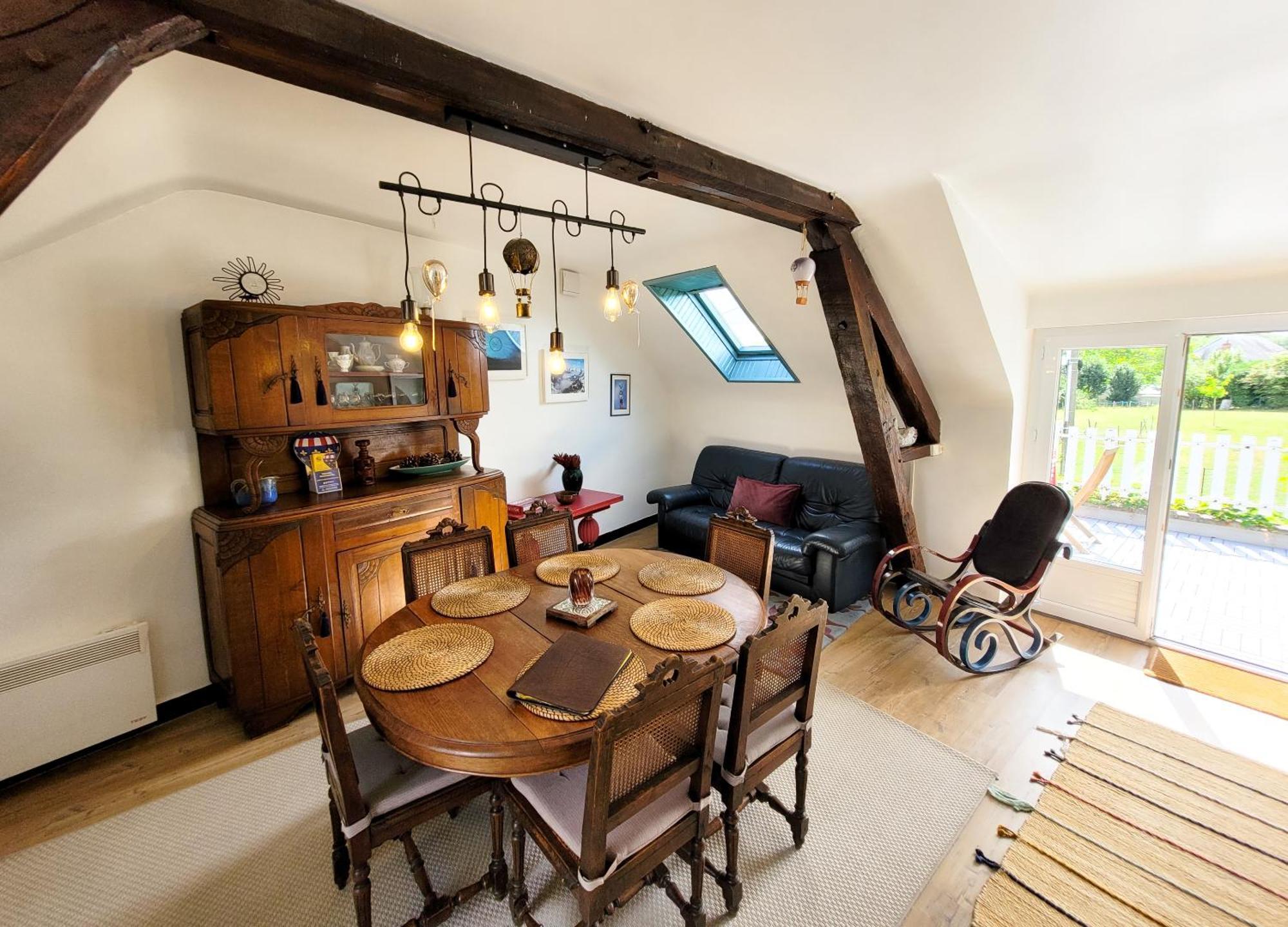 Près Des Montgolfières Couette-café Angé